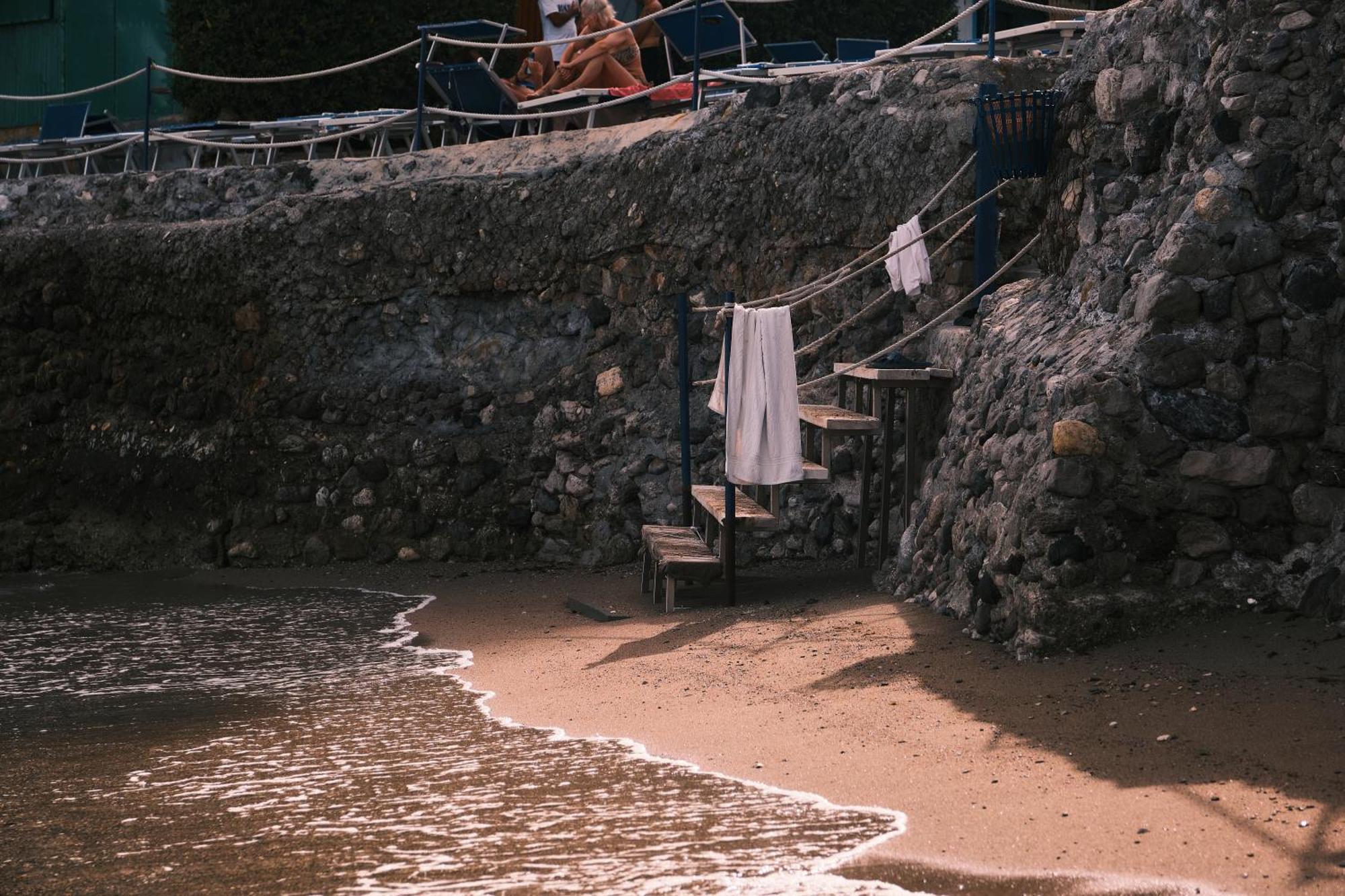 Вилла House On The Sea Amalfi Coast Виетри Экстерьер фото