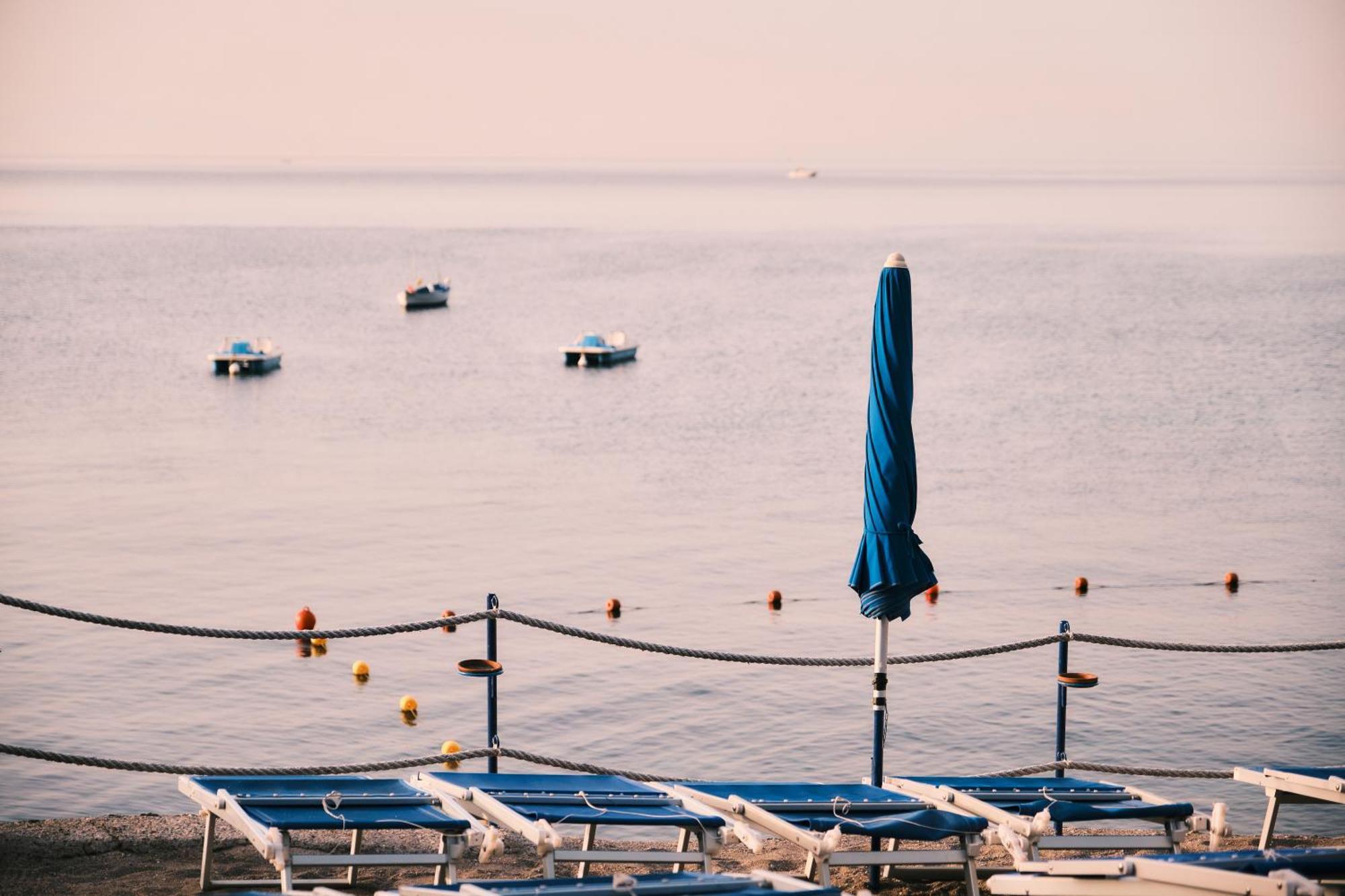 Вилла House On The Sea Amalfi Coast Виетри Экстерьер фото