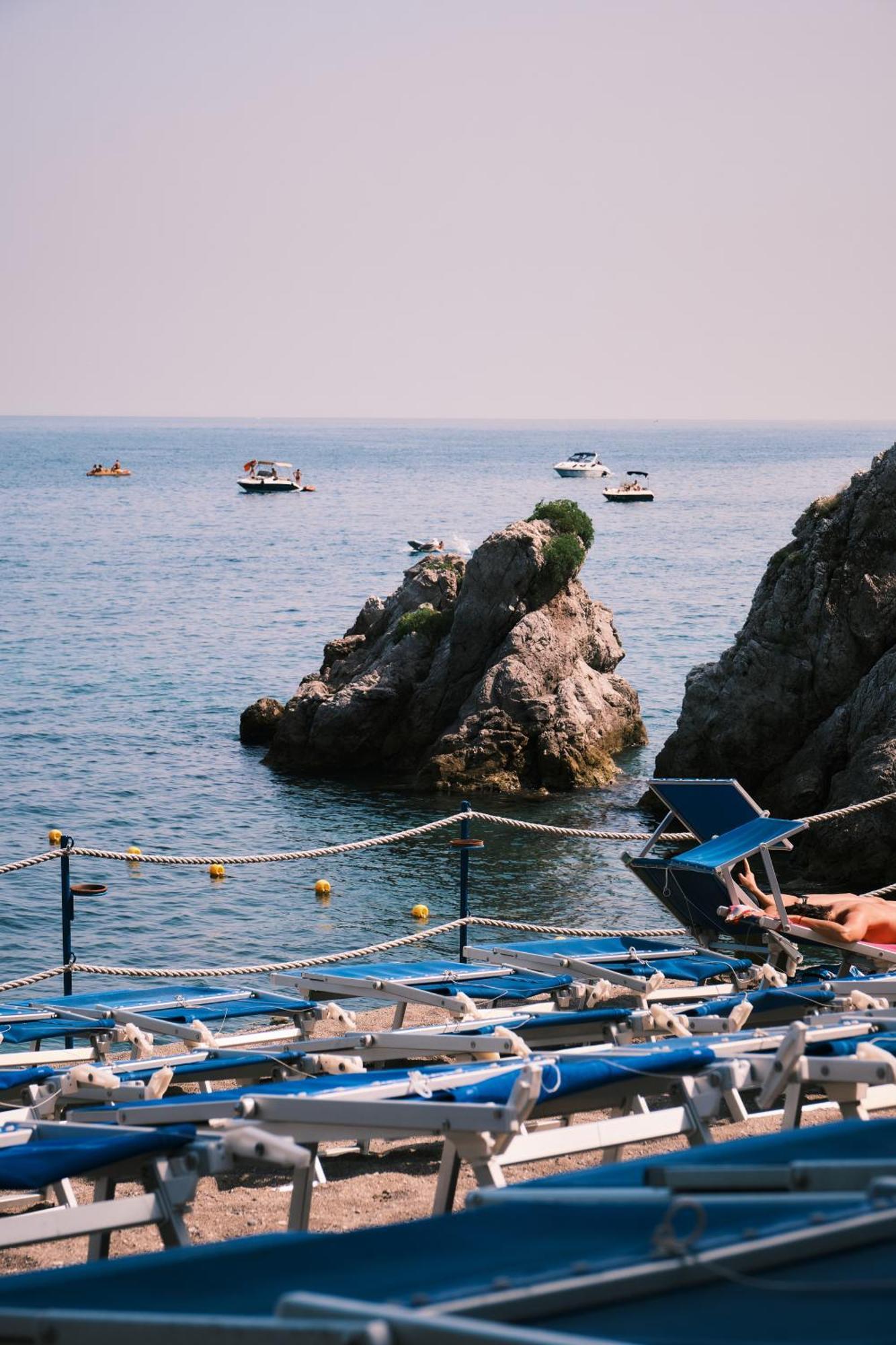 Вилла House On The Sea Amalfi Coast Виетри Экстерьер фото